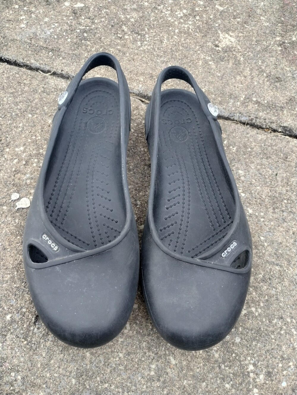 CROCS Olivia  Black slingback flats Size 6